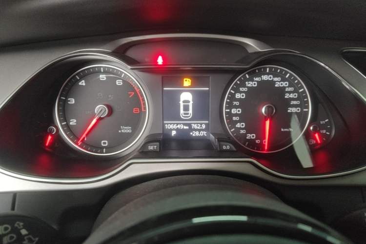 Used Audi A4L 2016 35 TFSI Collector's Edition Automatic Standard Model Instrument Cluster