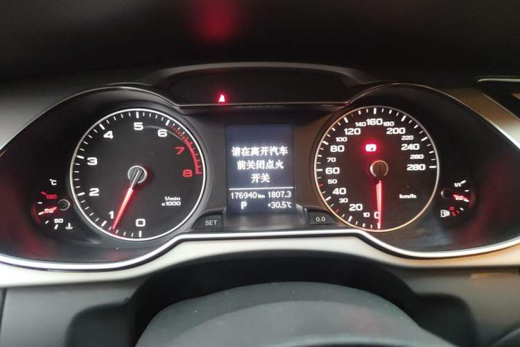 Used Audi A4L 2016 35 TFSI Collector's Edition Automatic Standard Model Instrument Cluster