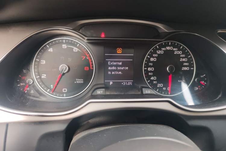 Used Audi A4L 2016 35 TFSI Collector's Edition Automatic Standard Model Instrument Cluster