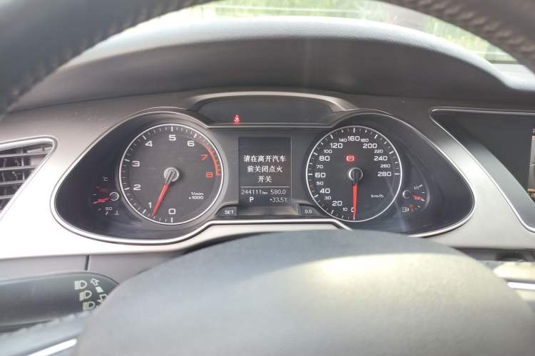 Used Audi A4L 2016 30 TFSI Collector's Edition Automatic Comfort Model Instrument Cluster
