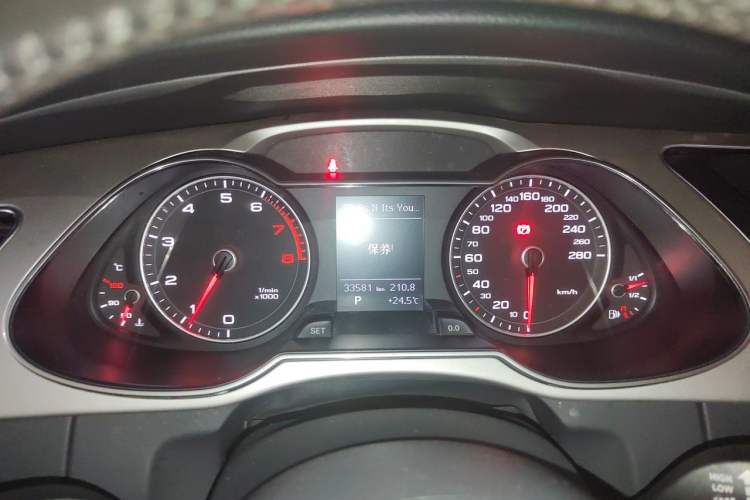 Used Audi A4L 2016 35 TFSI Automatic Comfort Model Instrument Cluster