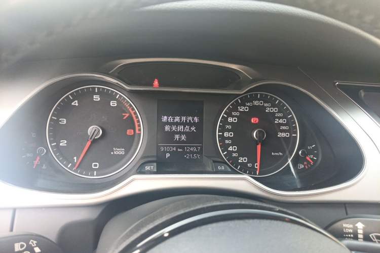 Used Audi A4L 2016 30 TFSI Collector's Edition Automatic Comfort Model Instrument Cluster