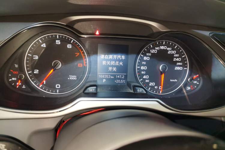 Used Audi A4L 2016 35 TFSI Collector's Edition Automatic Standard Model Instrument Cluster