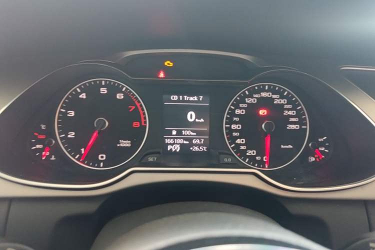 Used Audi A4L 2016 35 TFSI Collector's Edition Automatic Standard Model Instrument Cluster