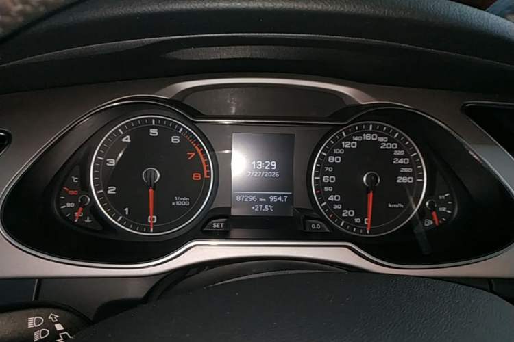 Used Audi A4L 2016 30 TFSI Collector's Edition Automatic Comfort Model Instrument Cluster