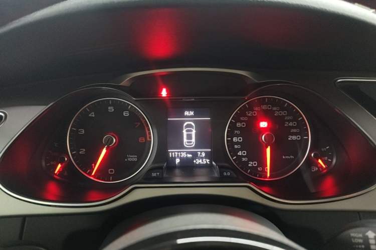 Used Audi A4L 2016 35 TFSI Collection Edition S line Comfort Model Instrument Cluster