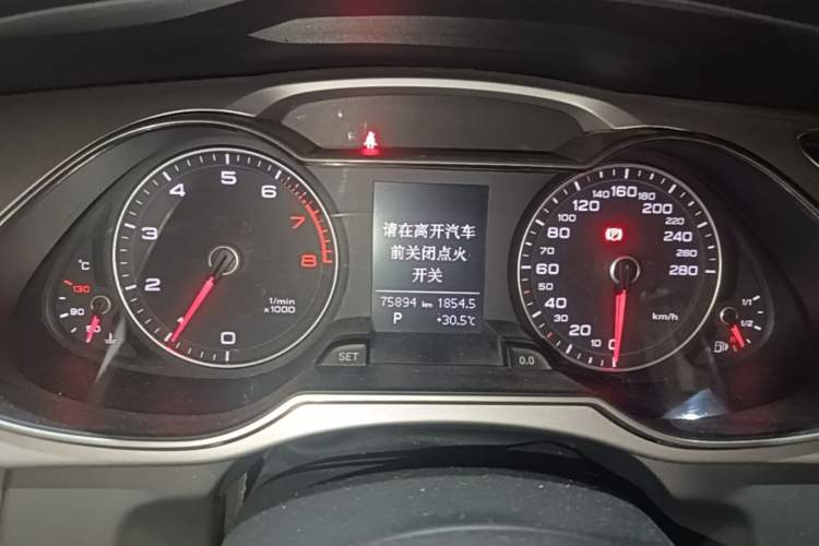 Used Audi A4L 2016 35 TFSI Collector's Edition Automatic Standard Model Instrument Cluster