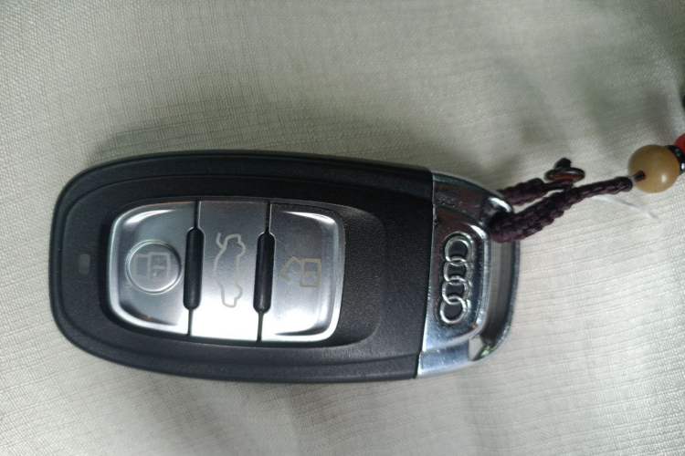 Used Audi A4L 2016 35 TFSI Collector's Edition Automatic Standard Model Interior 1