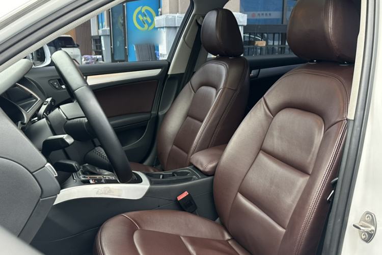 Used Audi A4L 2016 30 TFSI Collector's Edition Automatic Comfort Model Interior 1