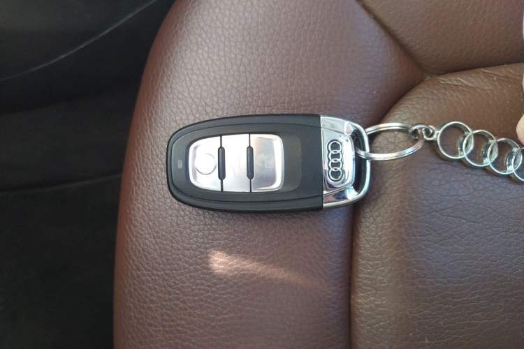 Used Audi A4L 2016 35 TFSI Collector's Edition Automatic Standard Model Interior 1