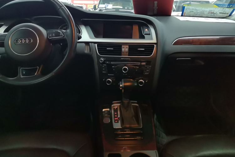 Used Audi A4L 2016 35 TFSI Collection Edition S line Comfort Model Interior 10