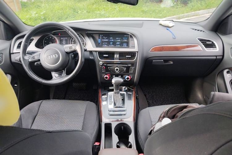 Used Audi A4L 2016 35 TFSI Collection Edition S line Comfort Model Interior 2