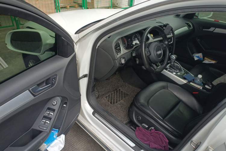 Used Audi A4L 2016 35 TFSI Collector's Edition Automatic Standard Model Interior 3