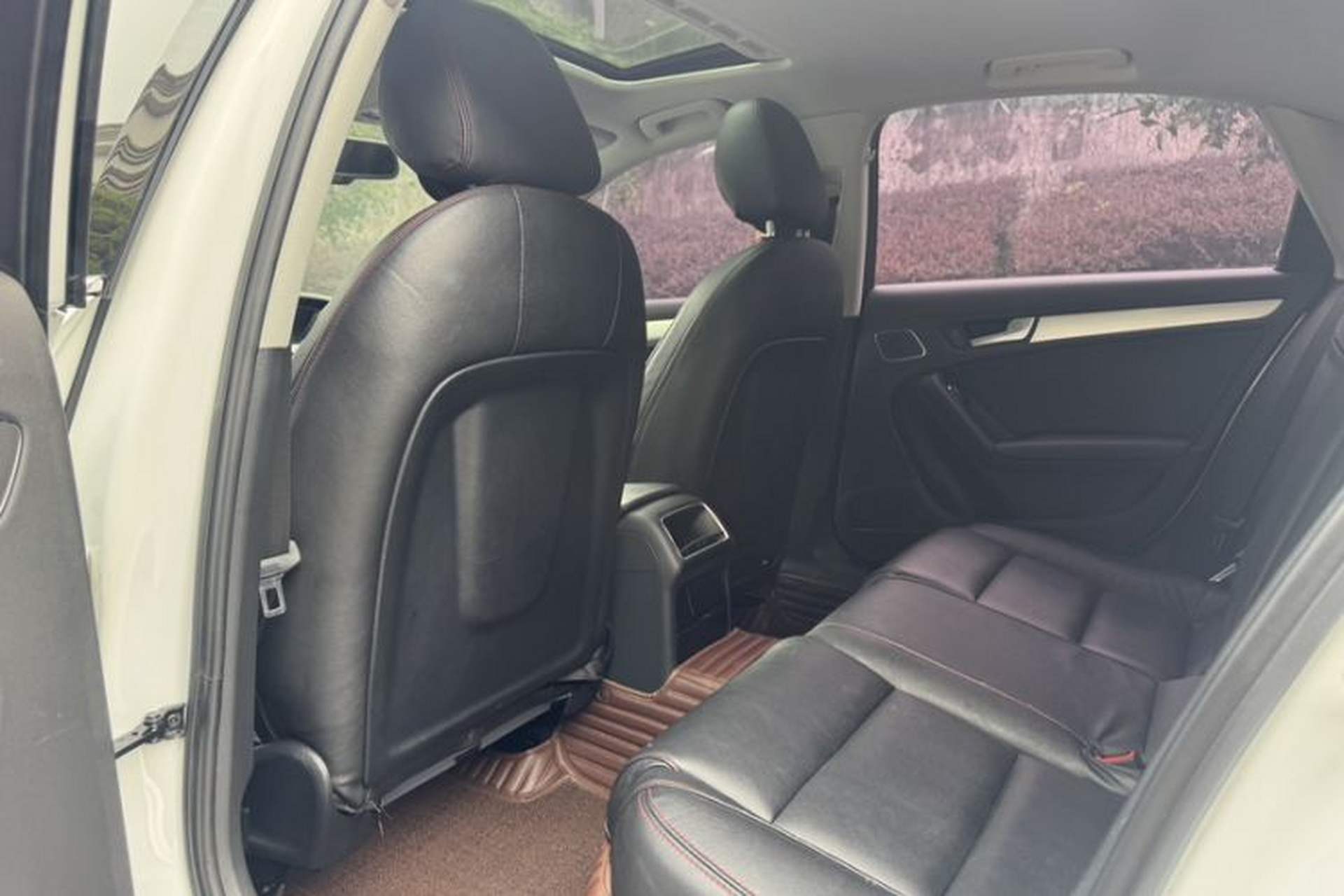 Used Audi A4L 2016 30 TFSI Collector's Edition Automatic Comfort Model Interior 3