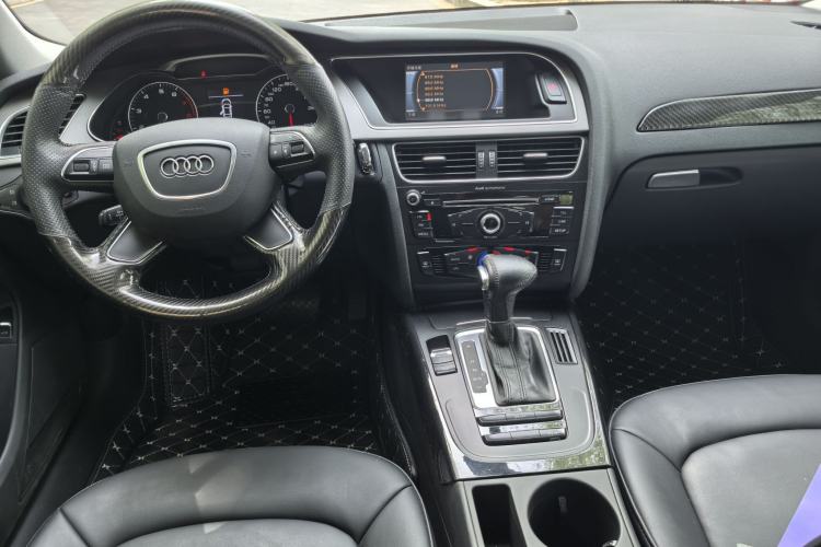 Used Audi A4L 2016 30 TFSI Collector's Edition Automatic Comfort Model Interior 4