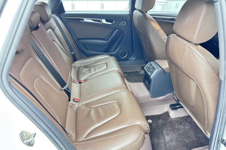 Used Audi A4L 2016 35 TFSI Collection Edition S line Comfort Model Interior 4