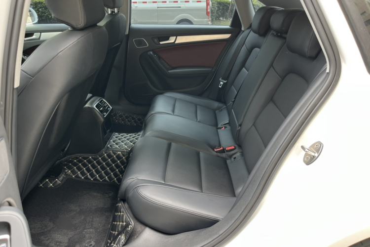 Used Audi A4L 2016 35 TFSI Collector's Edition Automatic Standard Model Interior 8