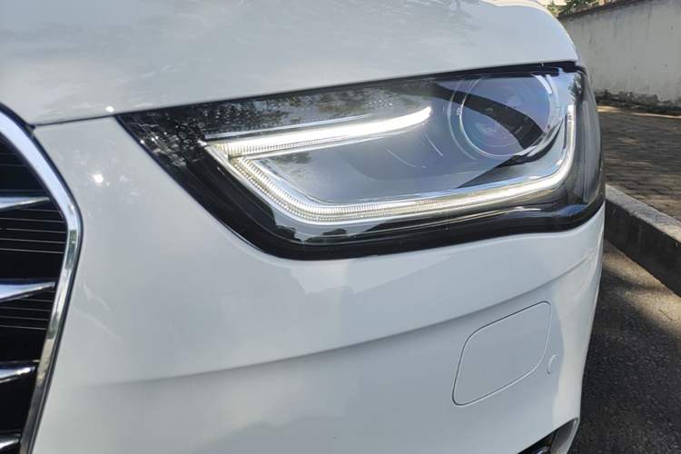 Used Audi A4L 2016 35 TFSI Collector's Edition Automatic Standard Model Left Front Headlight