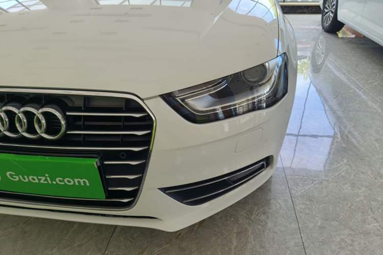 Used Audi A4L 2016 35 TFSI Automatic Standard Model Left Front Headlight