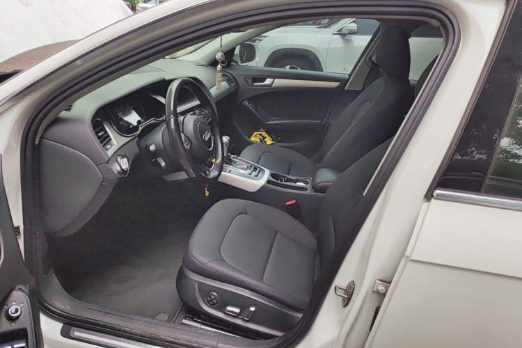 Used Audi A4L 2016 35 TFSI Automatic Standard Model Left Front Seat