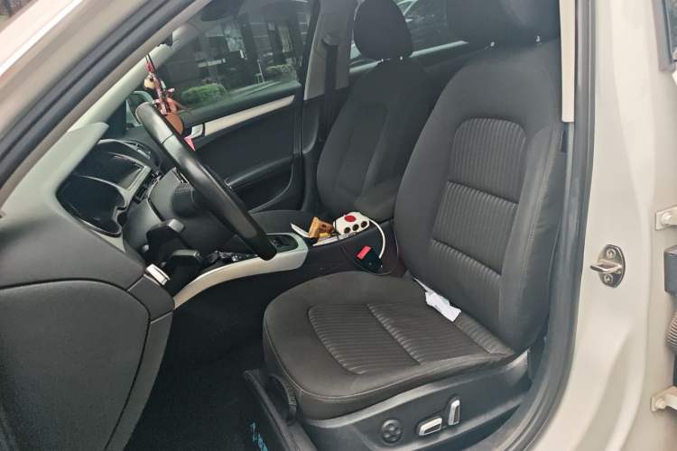 Used Audi A4L 2016 35 TFSI Collector's Edition Automatic Standard Model Left Front Seat