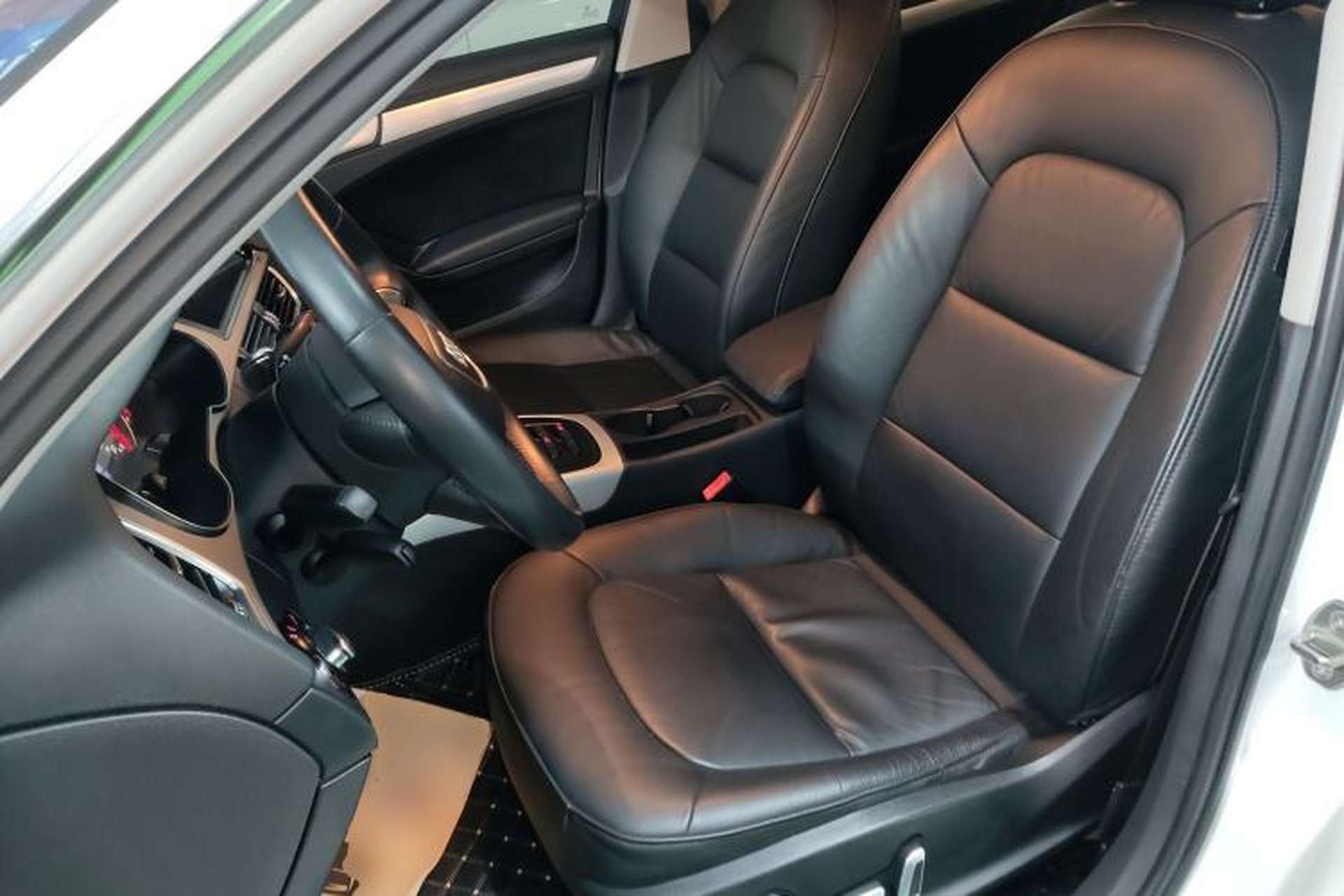 Used Audi A4L 2016 30 TFSI Collector's Edition Automatic Comfort Model Left Front Seat
