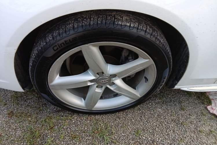 Used Audi A4L 2016 35 TFSI Collection Edition S line Luxury Model Left Front Wheel Hub