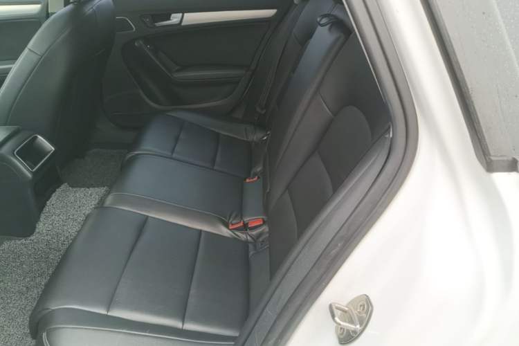Used Audi A4L 2016 30 TFSI Collector's Edition Automatic Comfort Model Left Rear Seat