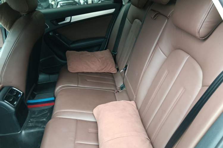 Used Audi A4L 2016 35 TFSI Collector's Edition Automatic Standard Model Left Rear Seat