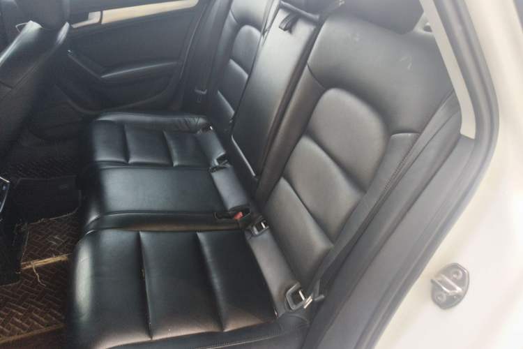 Used Audi A4L 2016 35 TFSI Collector's Edition Automatic Standard Model Left Rear Seat