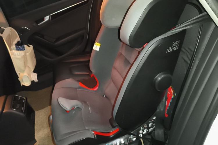 Used Audi A4L 2016 35 TFSI Automatic Comfort Model Left Rear Seat