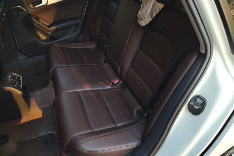 Used Audi A4L 2016 35 TFSI Automatic Standard Model Left Rear Seat