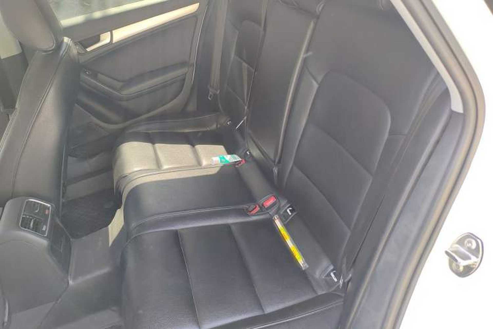 Used Audi A4L 2016 35 TFSI Collector's Edition Automatic Standard Model Left Rear Seat