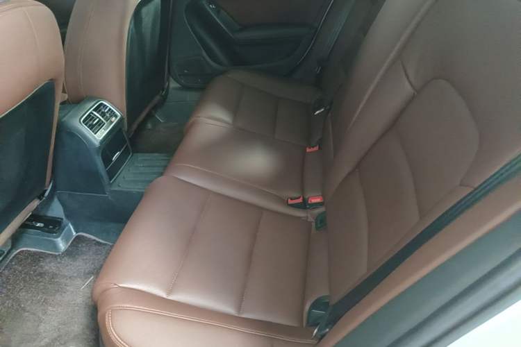 Used Audi A4L 2016 35 TFSI Collector's Edition Automatic Standard Model Left Rear Seat