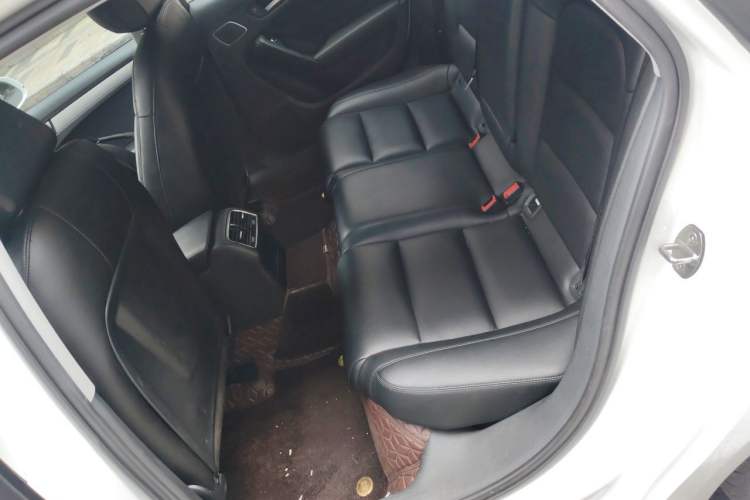 Used Audi A4L 2016 35 TFSI Collector's Edition Automatic Standard Model Left Rear Seat