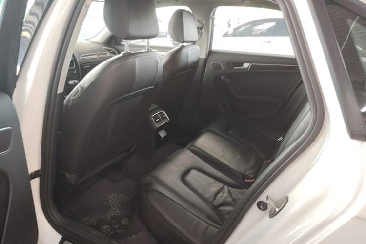 Used Audi A4L 2016 35 TFSI Automatic Comfort Model Left Rear Seat