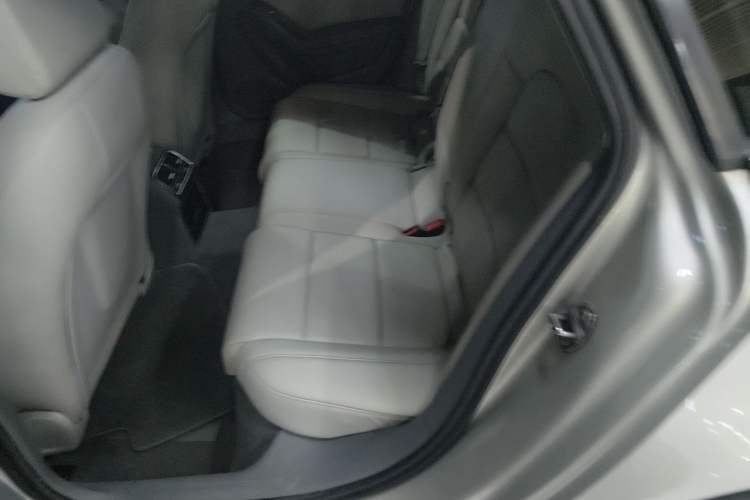 Used Audi A4L 2016 35 TFSI Collector's Edition Automatic Standard Model Left Rear Seat
