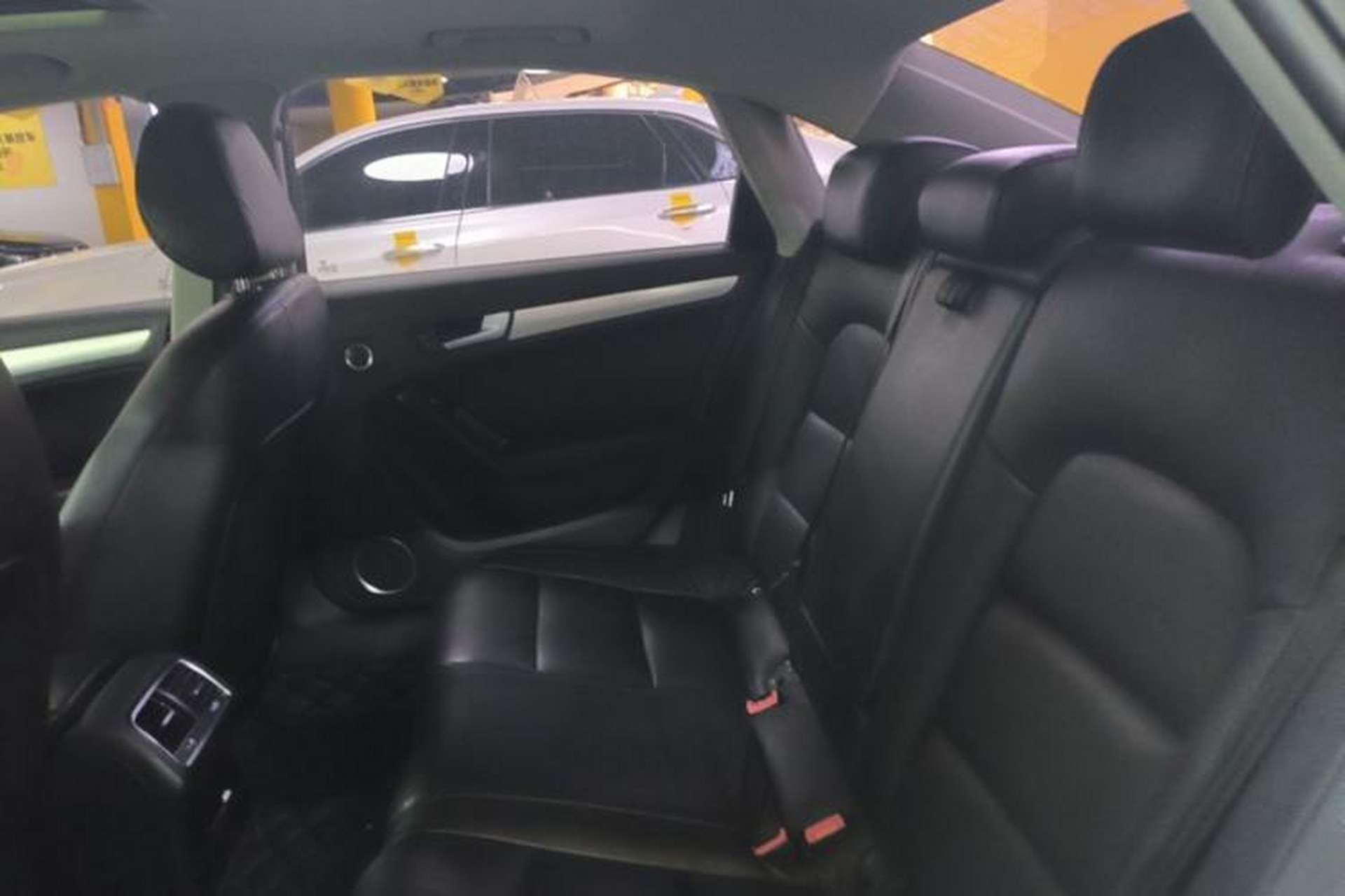 Used Audi A4L 2016 45 TFSI Collection Edition quattro Personalized Sports Model Left Rear Seat