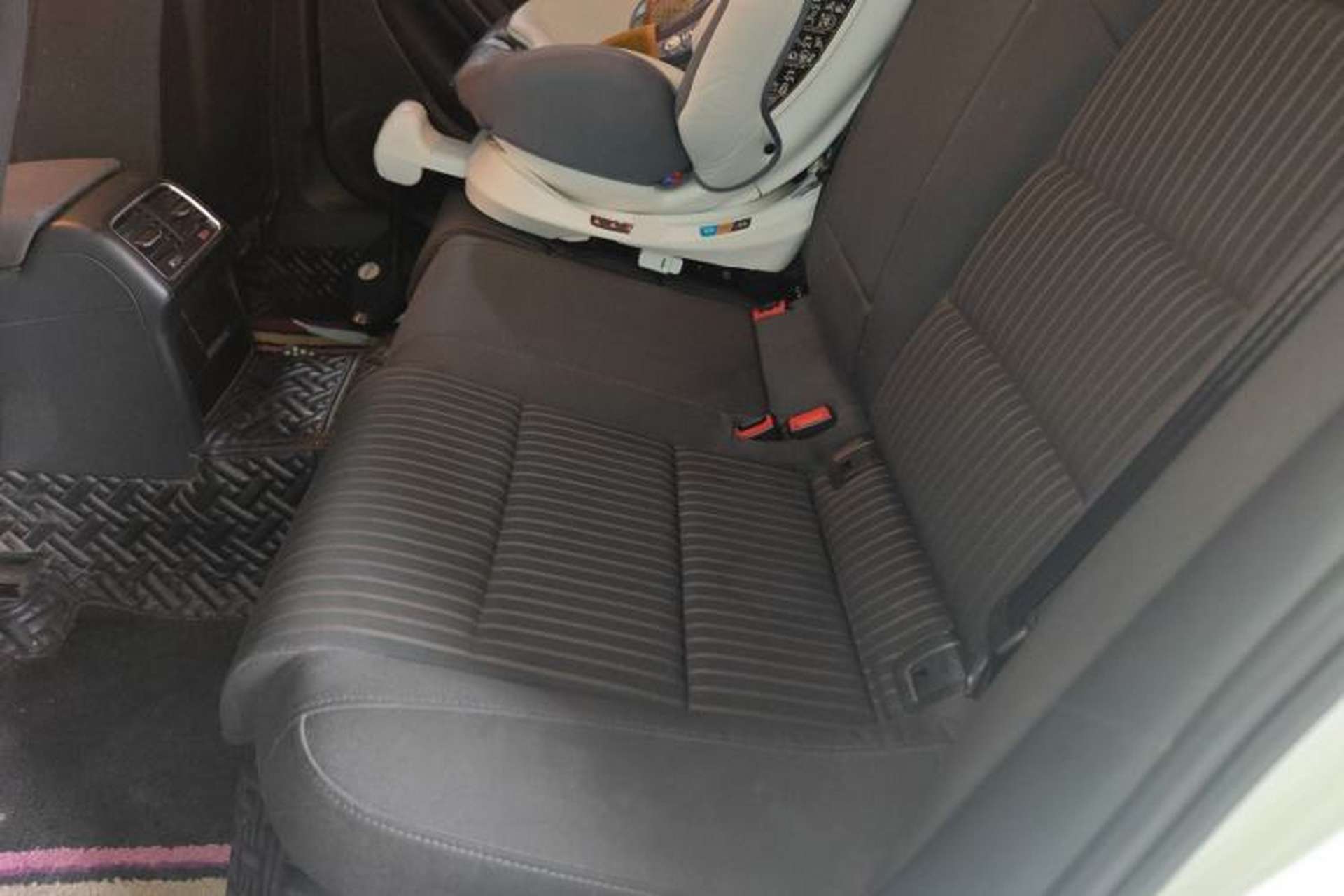 Used Audi A4L 2016 35 TFSI Automatic Standard Model Left Rear Seat