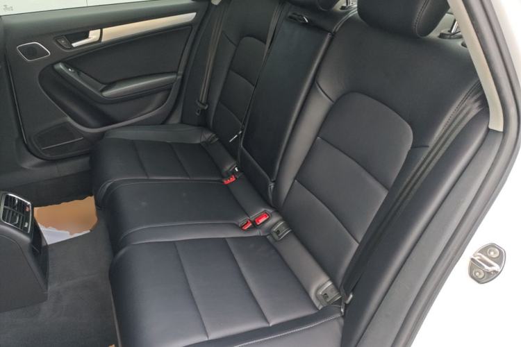 Used Audi A4L 2016 35 TFSI Collector's Edition Automatic Standard Model Left Rear Seat