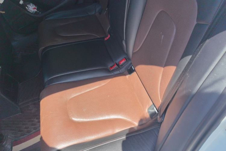 Used Audi A4L 2016 35 TFSI Collector's Edition Automatic Standard Model Left Rear Seat