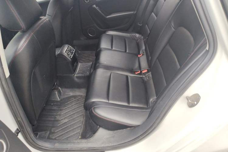 Used Audi A4L 2016 45 TFSI Collection Edition quattro Personalized Sports Model Left Rear Seat