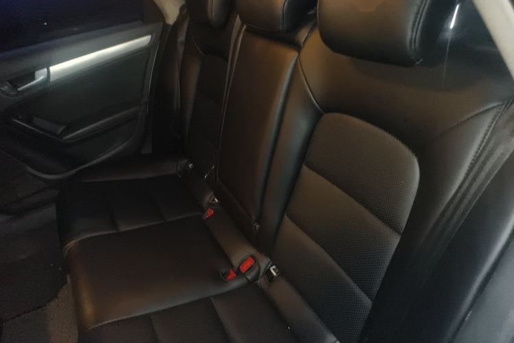 Used Audi A4L 2016 35 TFSI Collector's Edition Automatic Standard Model Left Rear Seat