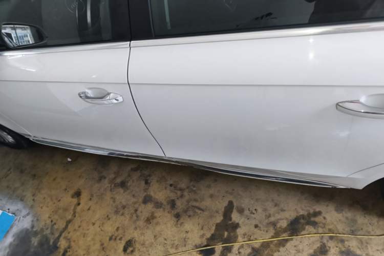 Used Audi A4L 2016 35 TFSI Collector's Edition Automatic Standard Model Left Side Sill
