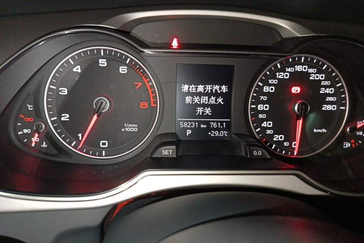 Used Audi A4L 2016 35 TFSI Collection Edition S line Comfort Model Odometer Close Up