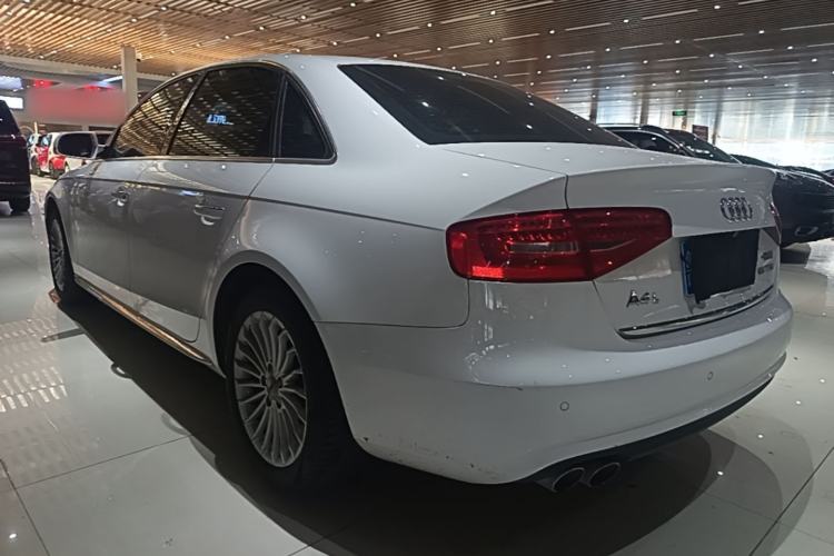 Used Audi A4L 2016 35 TFSI Collector's Edition Automatic Standard Model Rear Left 45 Deg