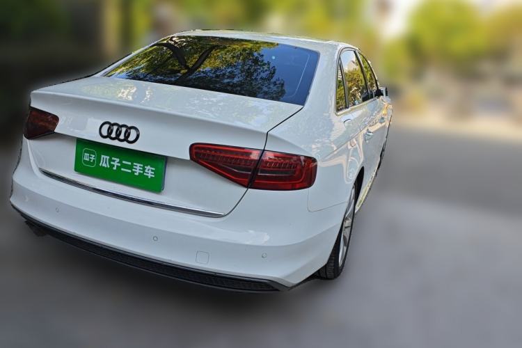 Used Audi A4L 2016 45 TFSI Collection Edition quattro Personalized Sports Model Rear Right 45 Deg