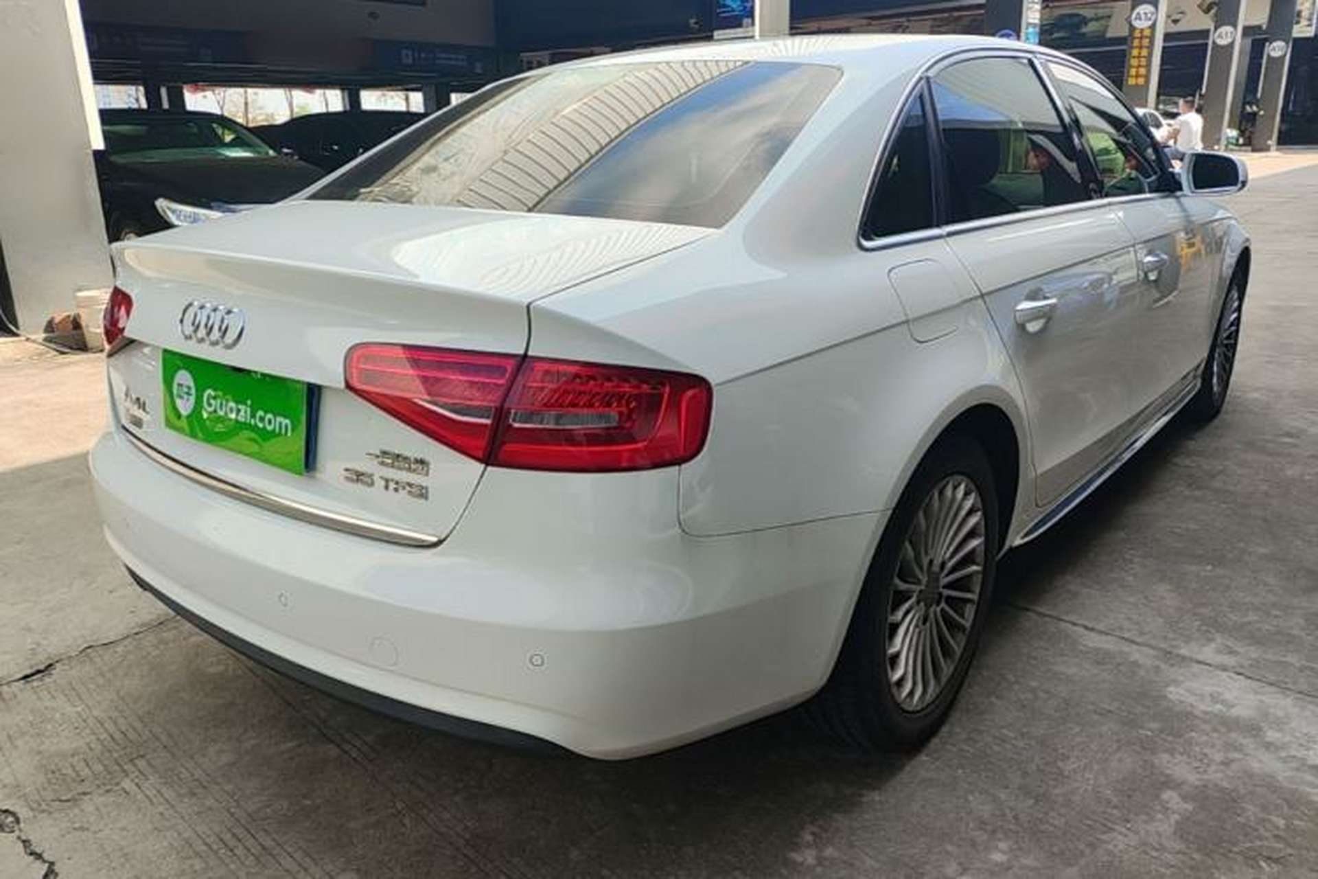 Used Audi A4L 2016 35 TFSI Collector's Edition Automatic Standard Model Rear Right 45 Deg