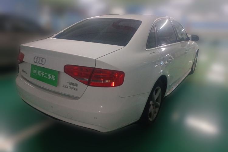 Used Audi A4L 2016 30 TFSI Automatic Comfort Model Rear Right 45 Deg