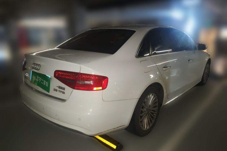 Used Audi A4L 2016 35 TFSI Collector's Edition Automatic Standard Model Rear Right 45 Deg